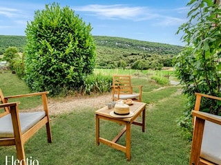 Apartment Simiane-la-Rotonde  47