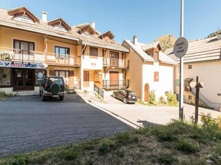 Apartment Cesana Torinese  2