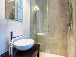 Appartement Bordeaux  18