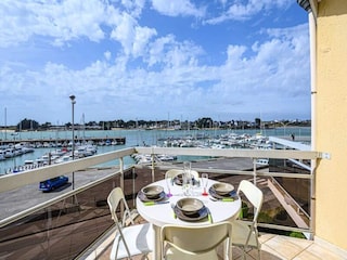 Apartment Étel  12