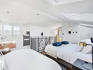 Apartment Bordeaux  15