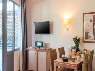 Apartment Grospierres  19