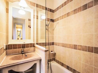 Apartment Grospierres  24