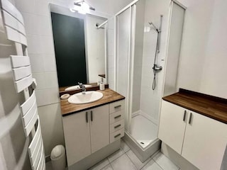 Apartment Étel  9