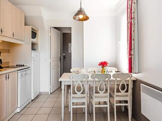 Apartment Grospierres  22