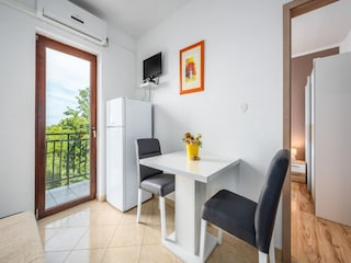 Apartment Drenje Ausstattung 5