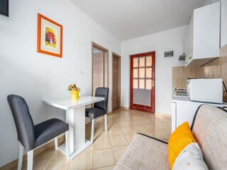 Apartment Drenje Ausstattung 11