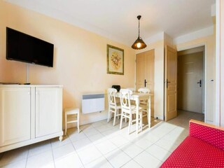 Apartment Grospierres  21
