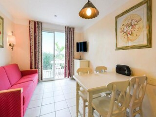 Apartment Grospierres  26