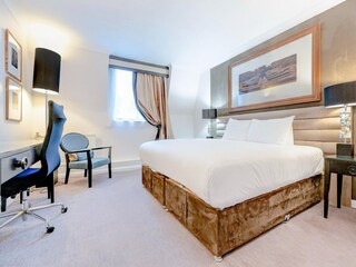 Apartment Welt Features 14