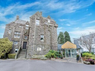 Apartment Welt Outdoor Recording 1