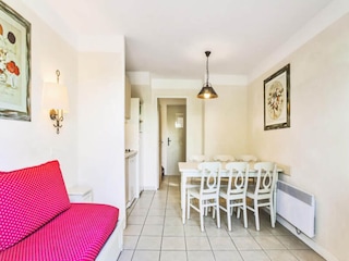 Apartment Grospierres  23