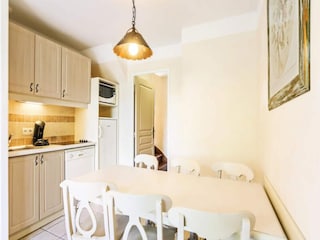 Apartment Grospierres  25