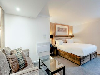 Apartment Welt Features 20