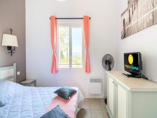 Apartment Grospierres  28