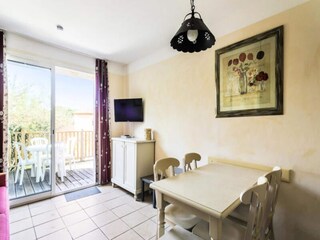 Apartment Grospierres  22