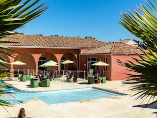 Apartment Saint-Sériès  1