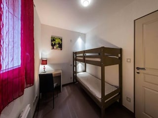 Apartment Saint-Sériès  16