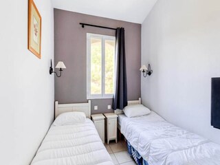 Apartment Grospierres  26