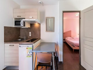 Apartment Saint-Sériès  13