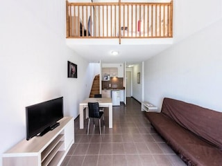 Apartment Saint-Sériès  13