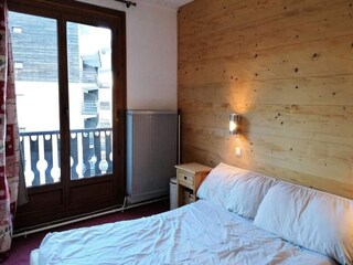 Apartment Uvernet-Fours  10