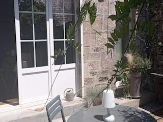 Apartment Montaignac-Saint-Hippolyte  2