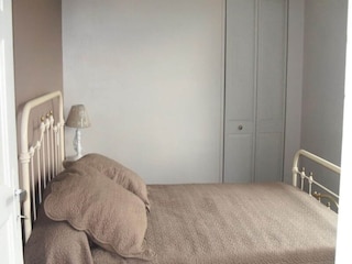 Apartment Montaignac-Saint-Hippolyte  12