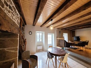 Apartment Montaignac-Saint-Hippolyte  6