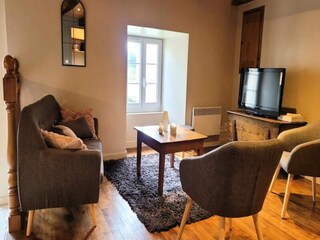 Apartment Montaignac-Saint-Hippolyte  7