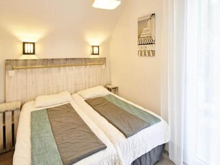 Apartment Pont L´Abbé  11