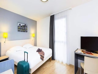 Apartment Rennes  10