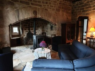 Appartement Montaignac-Saint-Hippolyte  17