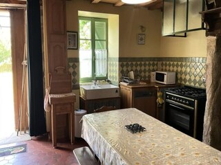 Apartment Montaignac-Saint-Hippolyte  11
