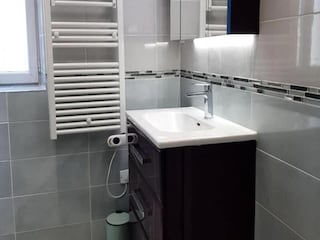 Apartment Montaignac-Saint-Hippolyte  18