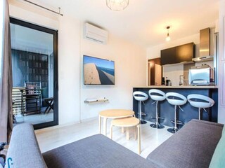 Apartment Bordeaux  1