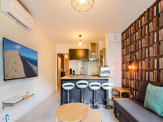 Apartment Bordeaux  30