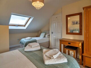 Holiday cottage Godolphin Cross Features 31