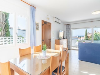 Villa Roses Features 23