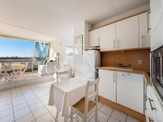 Apartment Le Grau-du-Roi Features 10