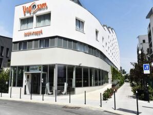 Apartment Mer & Golf Bordeaux Bassins à Flot - Bordeaux - image1