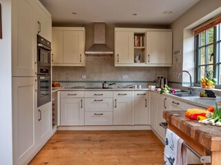 Holiday cottage Bruern Features 13