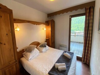 Apartment Cesana Torinese  9