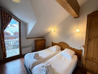 Apartment Cesana Torinese  10