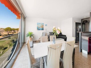 Apartment Le Grau-du-Roi Features 8