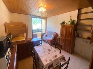 Apartment Cesana Torinese  8