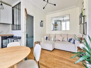 Apartment Paris Features 2
