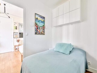 Apartment Paris Features 16