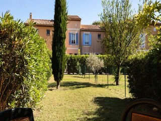 Apartment Arles  10