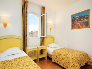 Apartment Arles  24